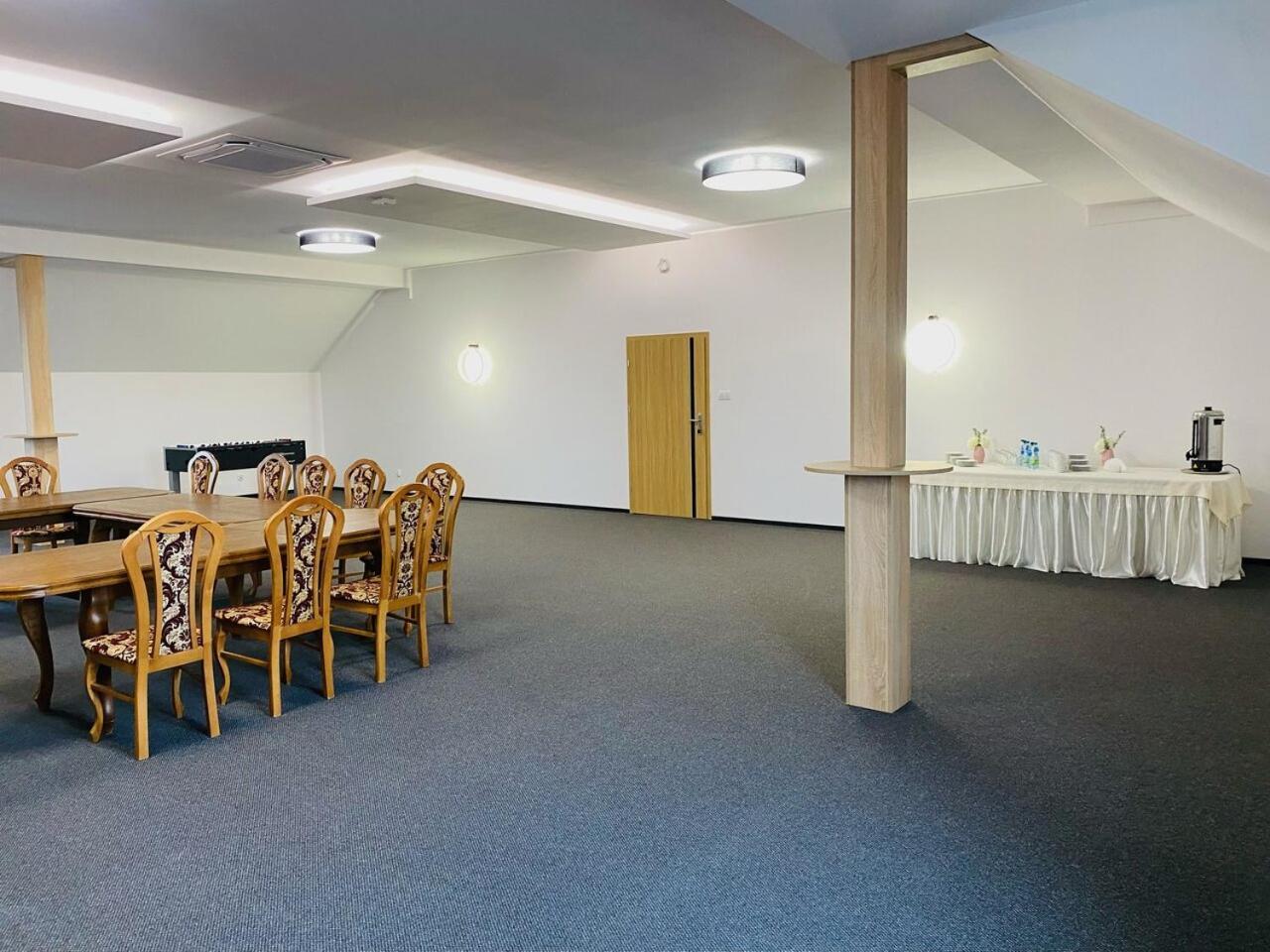 Sala Bankietowa I Pokoje Goscinne โซกูวกา ภายนอก รูปภาพ